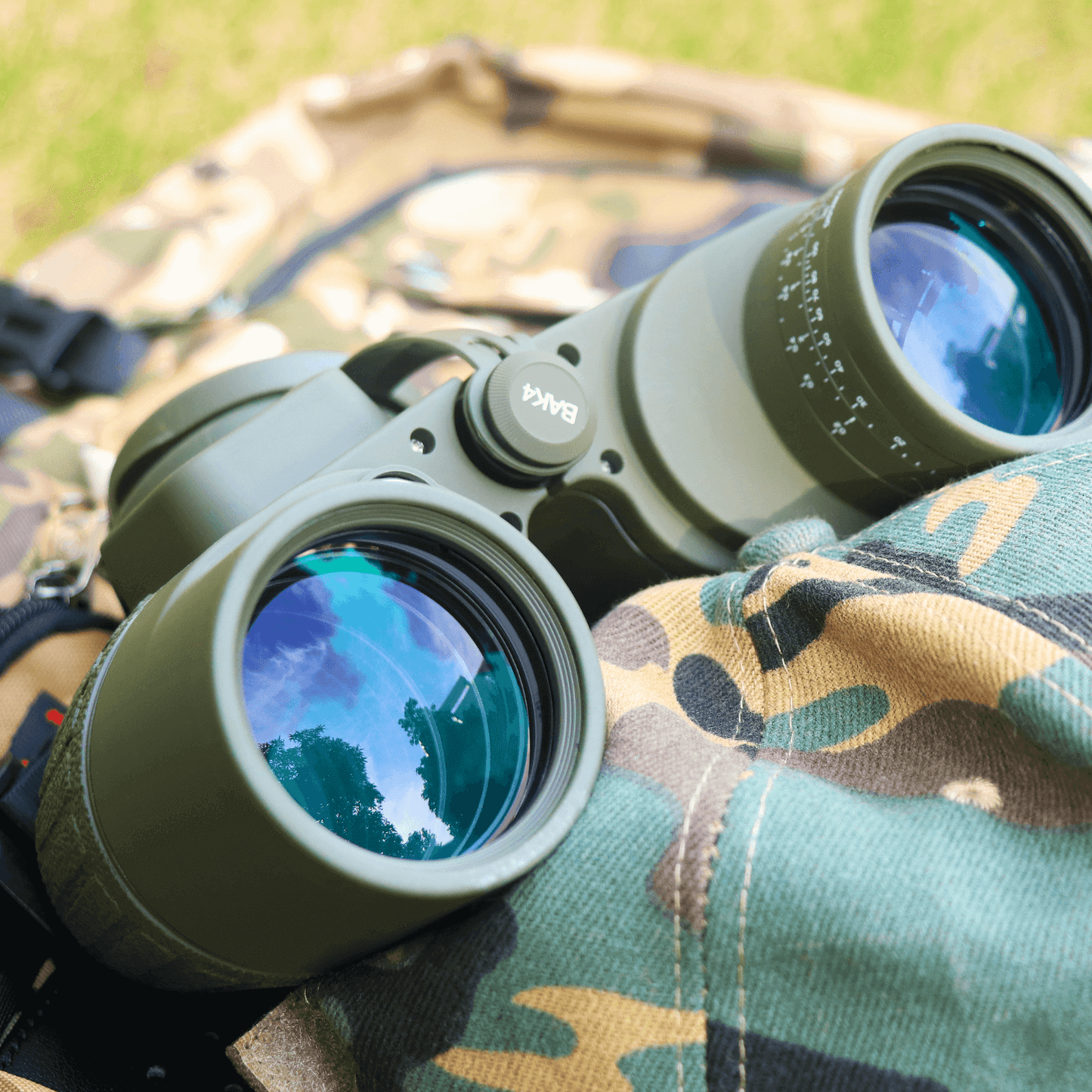 10x50 Binoculars With Rangefinder & Compass